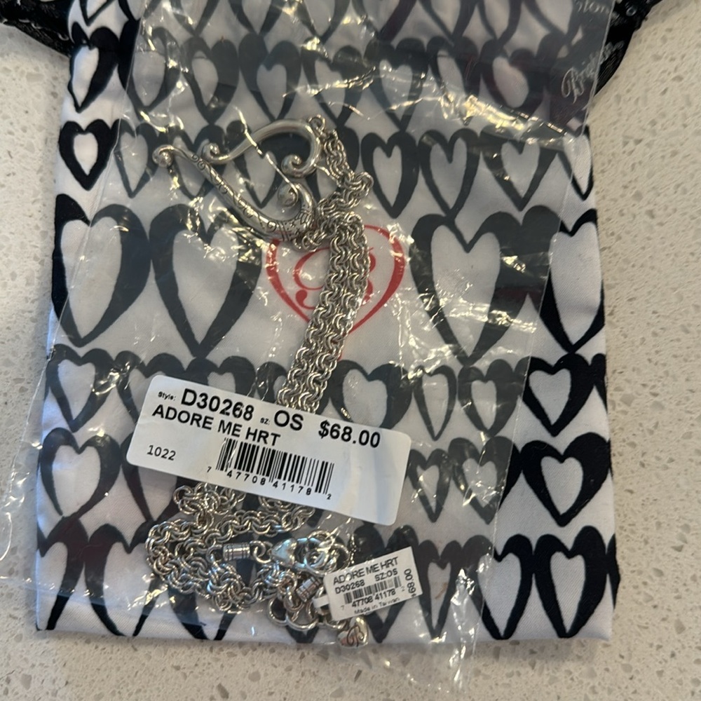 Brighton heart necklace - Picture 3 of 4